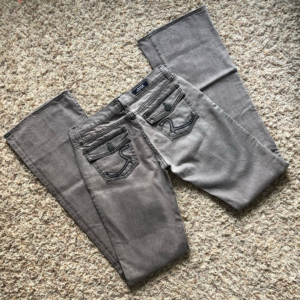 NWOT Rock & Republic “KURT” flair Gray Jeans
